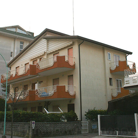 Kleine Villa in Jesolo foto