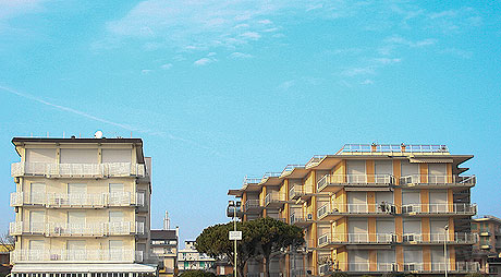 Zimmer mit Meeresblick in Jesolo Lido foto