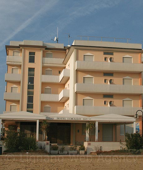 Hotelul Corallo cu vedere la mare din Jesolo foto